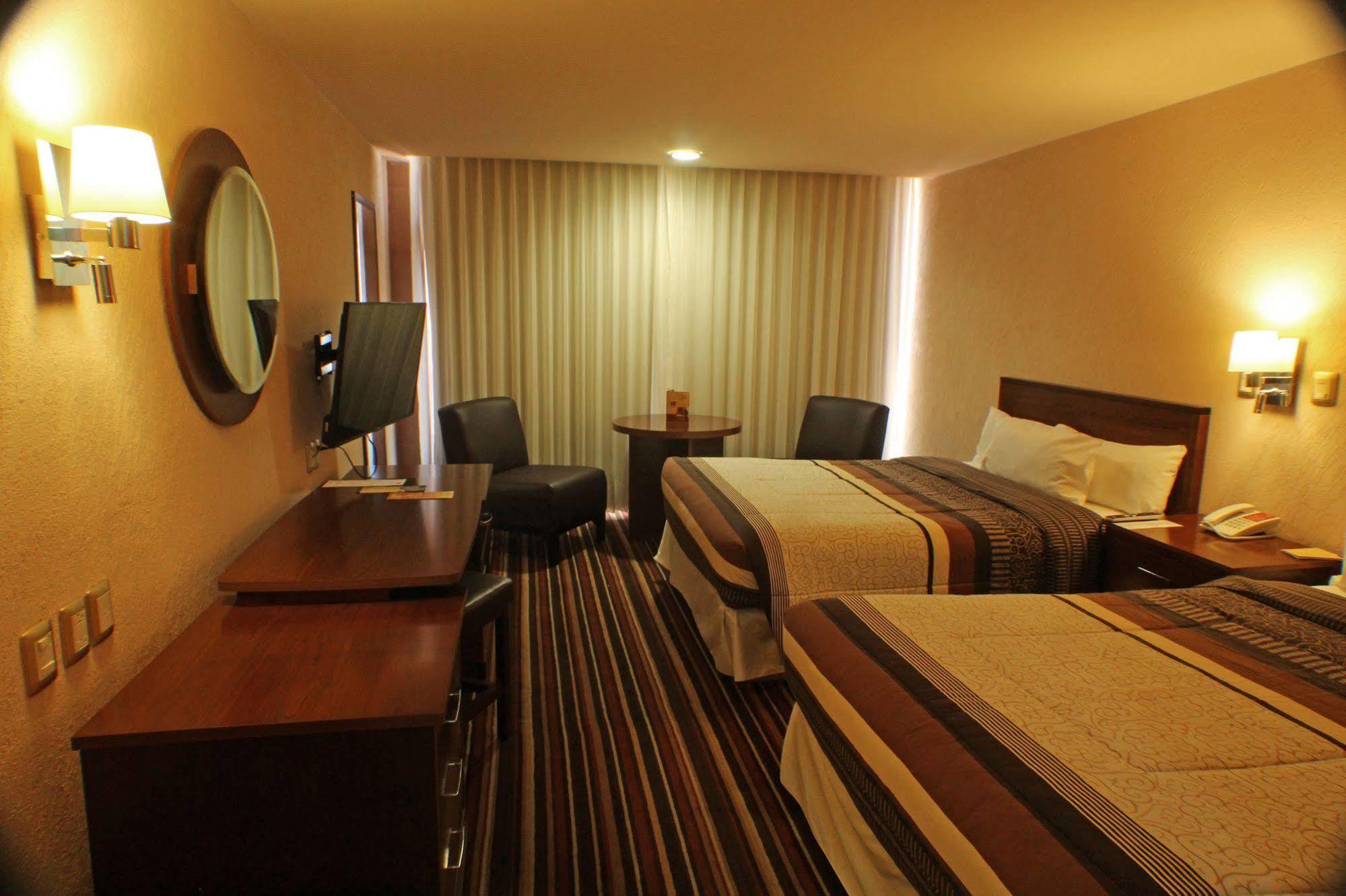 Real Plaza 3* Aguascalientes